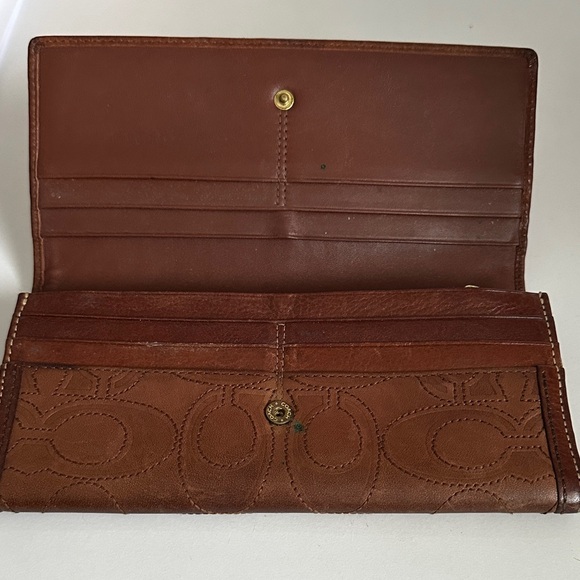 Coach Tan Embossed Leather Wallet with Gold Accent - Picture 2 of 3